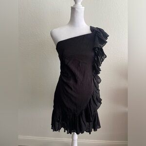 Elegant Black One-Shoulder Mini Dress